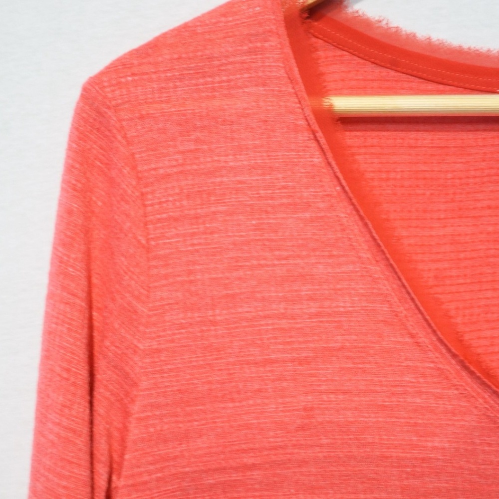 Deletta top with ruffle - Picture 2 of 6